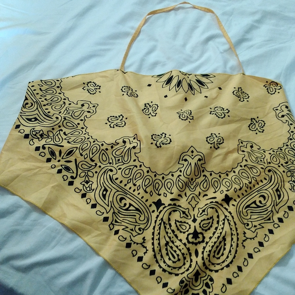 4x handkerchief halter